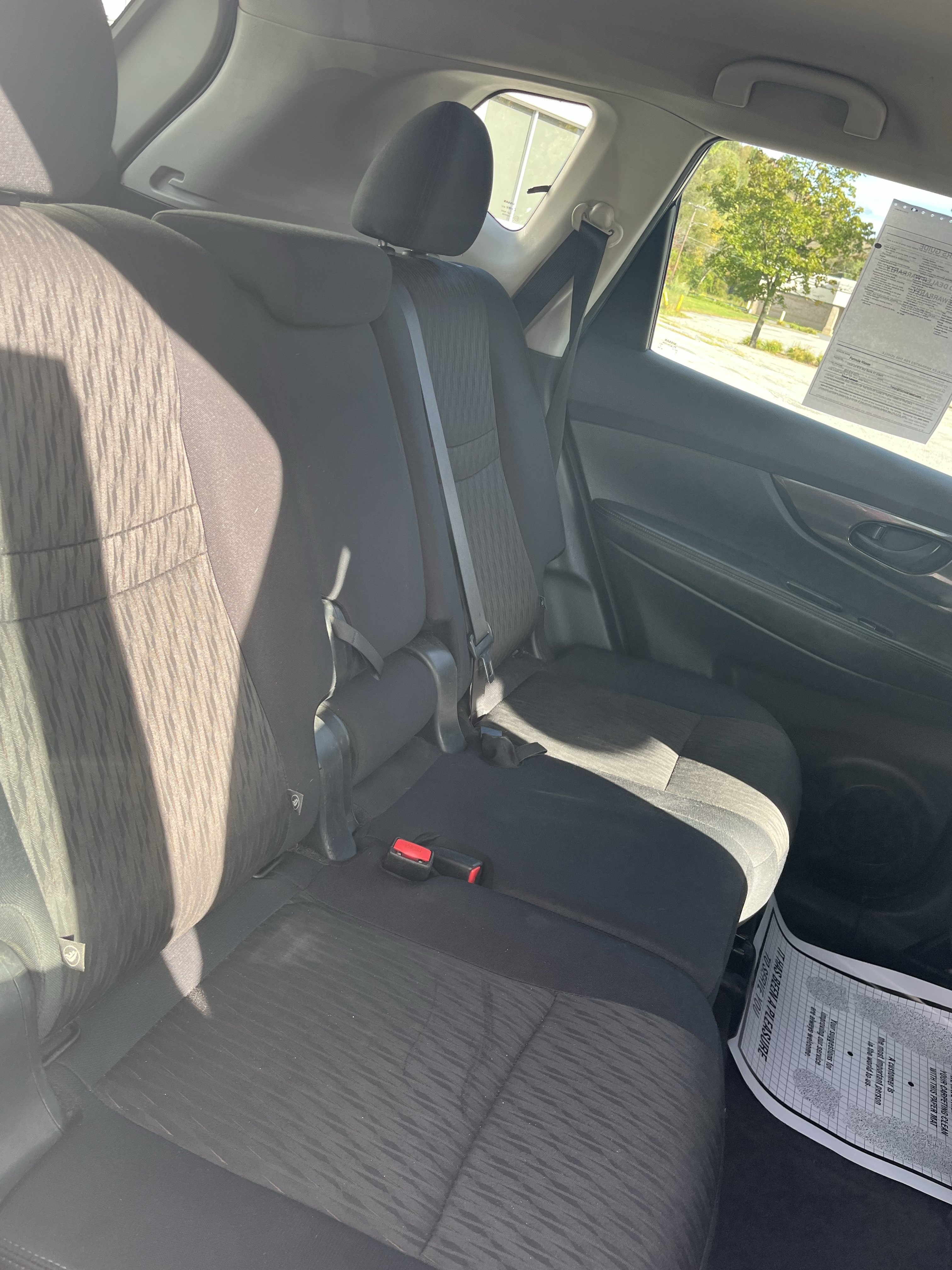 Used 2019 Nissan Rogue S AWD/4WD image 21
