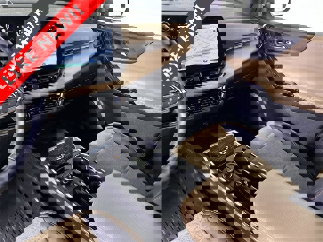 Used 2025 Chevrolet Equinox ACTIV w/ Safety and Technology Package image 36