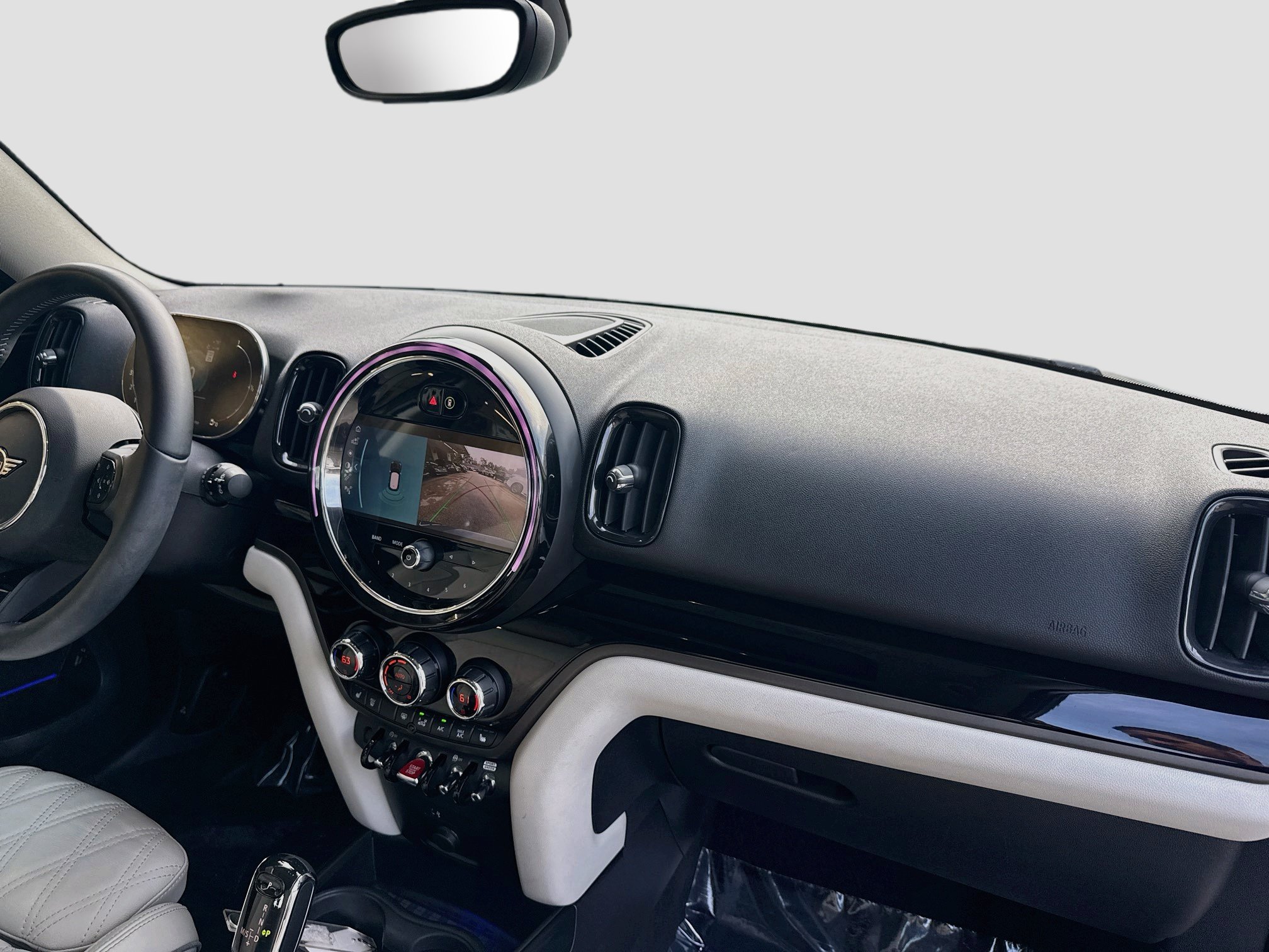 Used 2024 MINI Cooper Countryman S w/ Premium Package FWD image 30