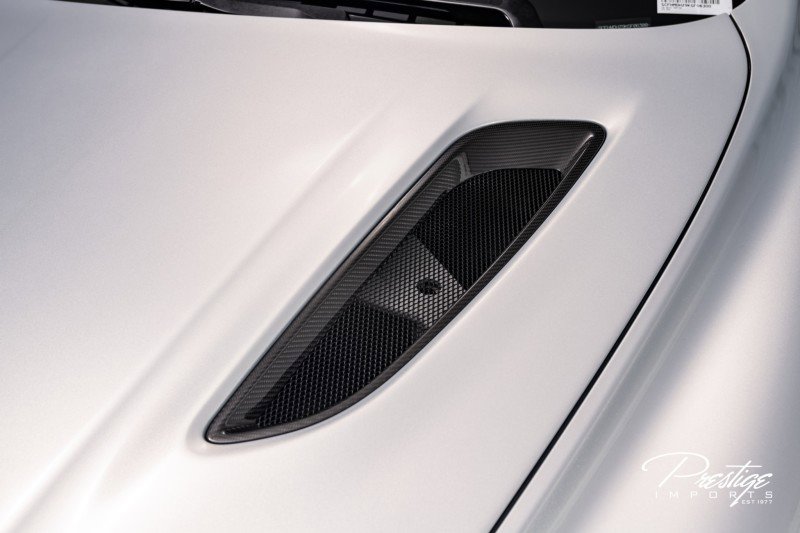 Used 2019 Aston Martin Rapide AMR image 16