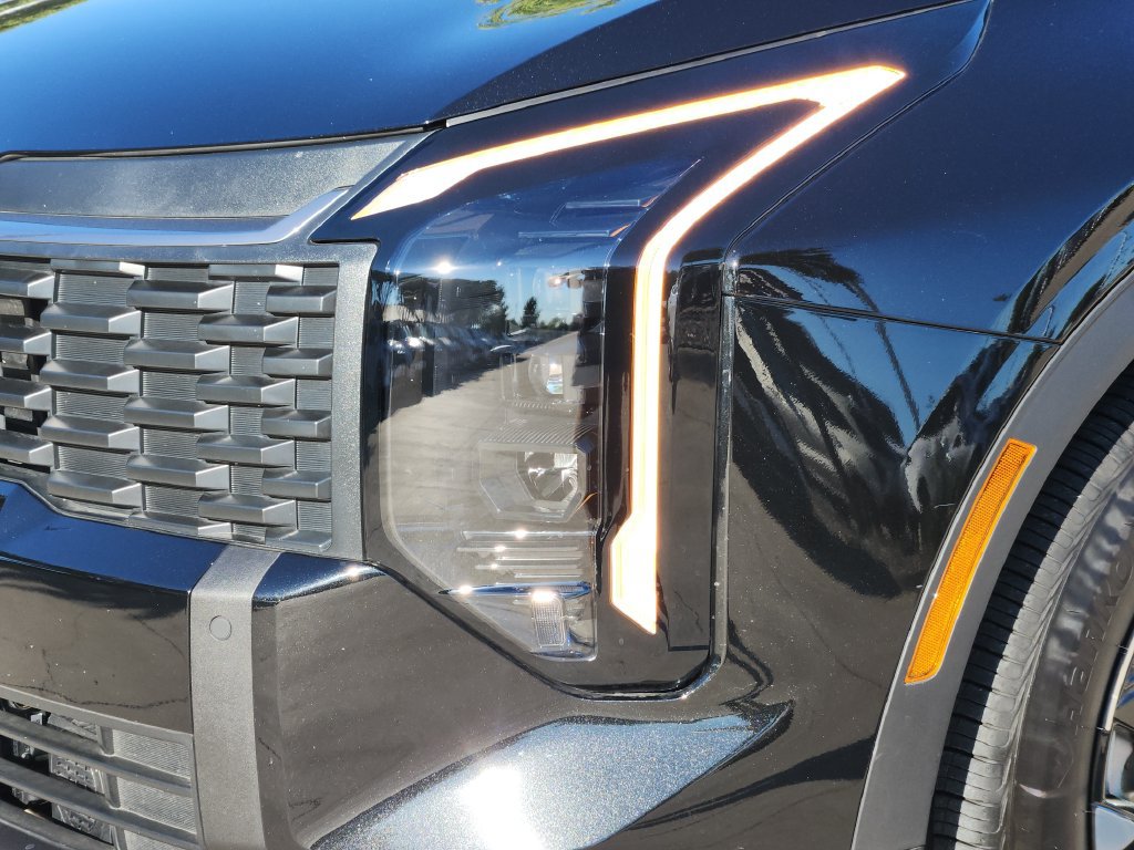 New 2026 Kia Sportage LX FWD image 5