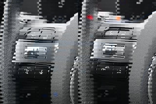 Used 2025 Hyundai Santa Cruz SEL image 37