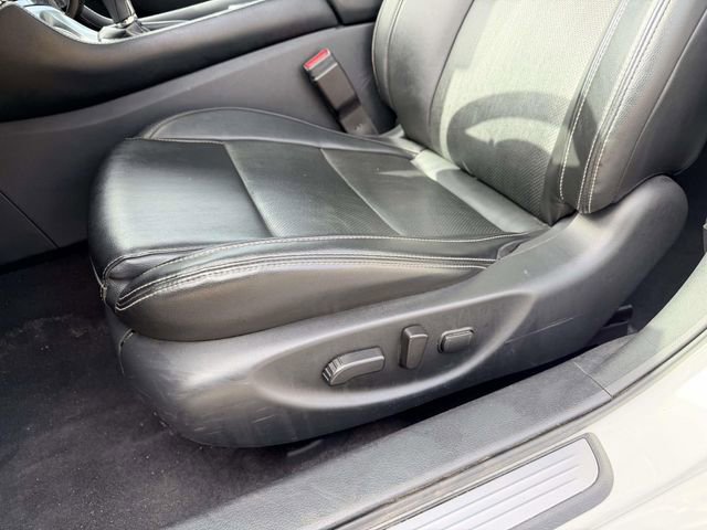 Used 2023 Nissan Maxima SL image 17