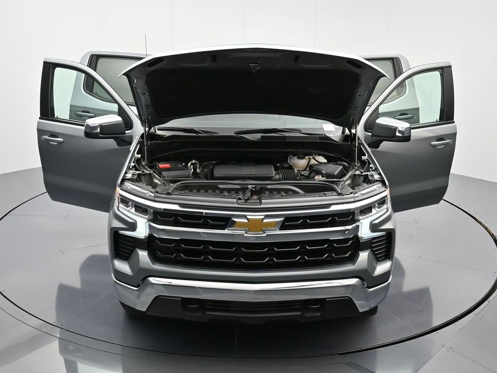 Used 2025 Chevrolet Silverado 1500 LT image 49