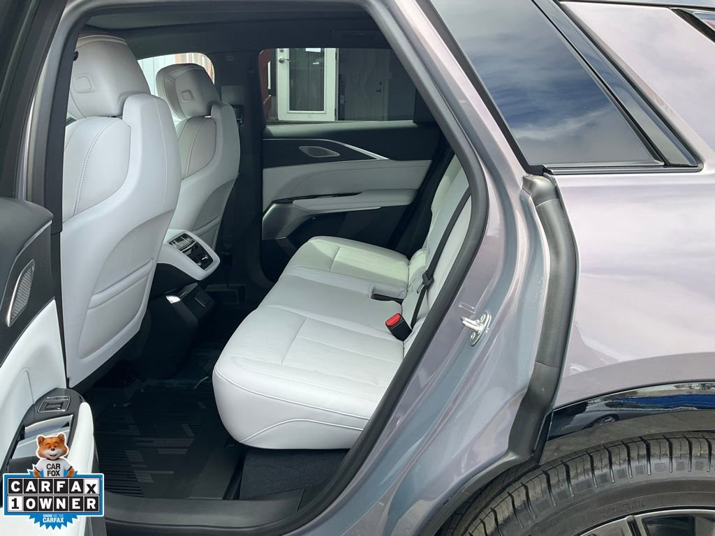 Used 2024 Cadillac Lyriq Sport AWD/4WD image 7