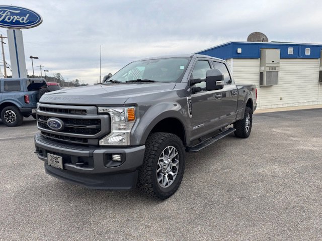 Used 2022 Ford F250 Lariat image 2