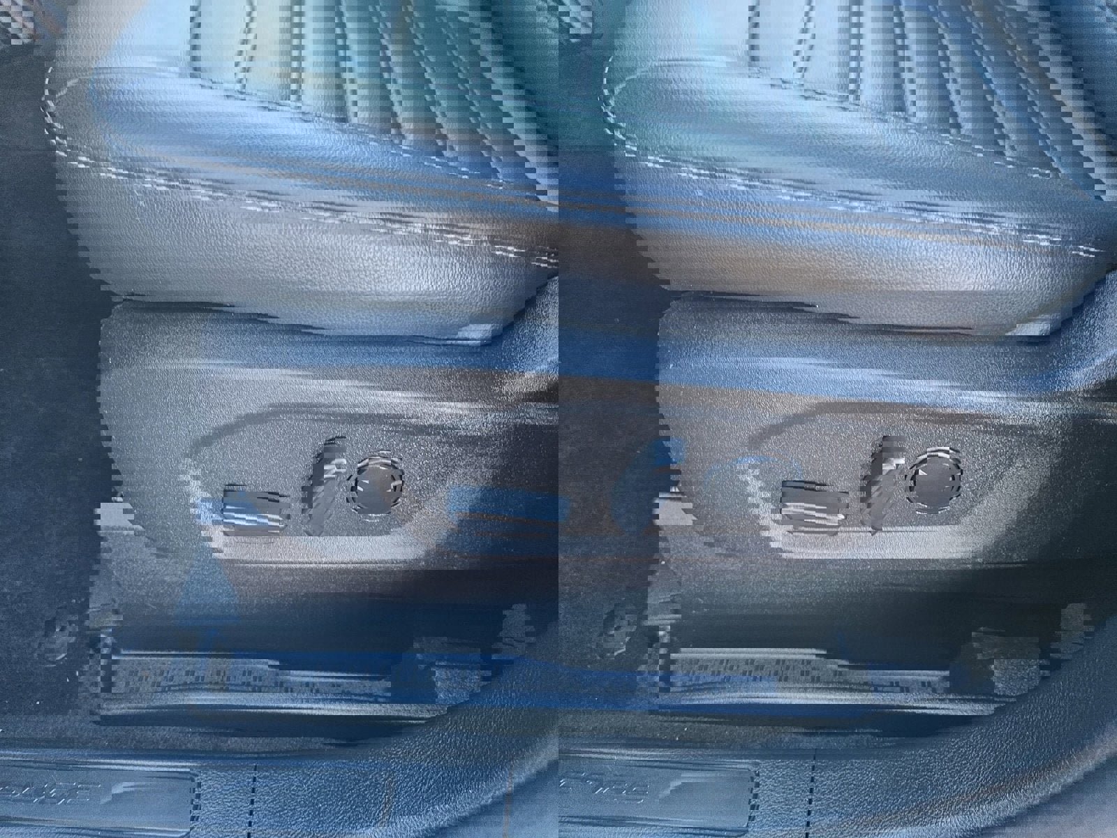 Certified 2024 Ford Edge SEL w/ Convenience Package image 12