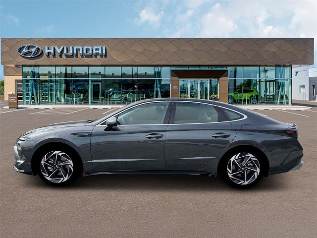 New 2026 Hyundai Sonata SEL AWD/4WD image 3