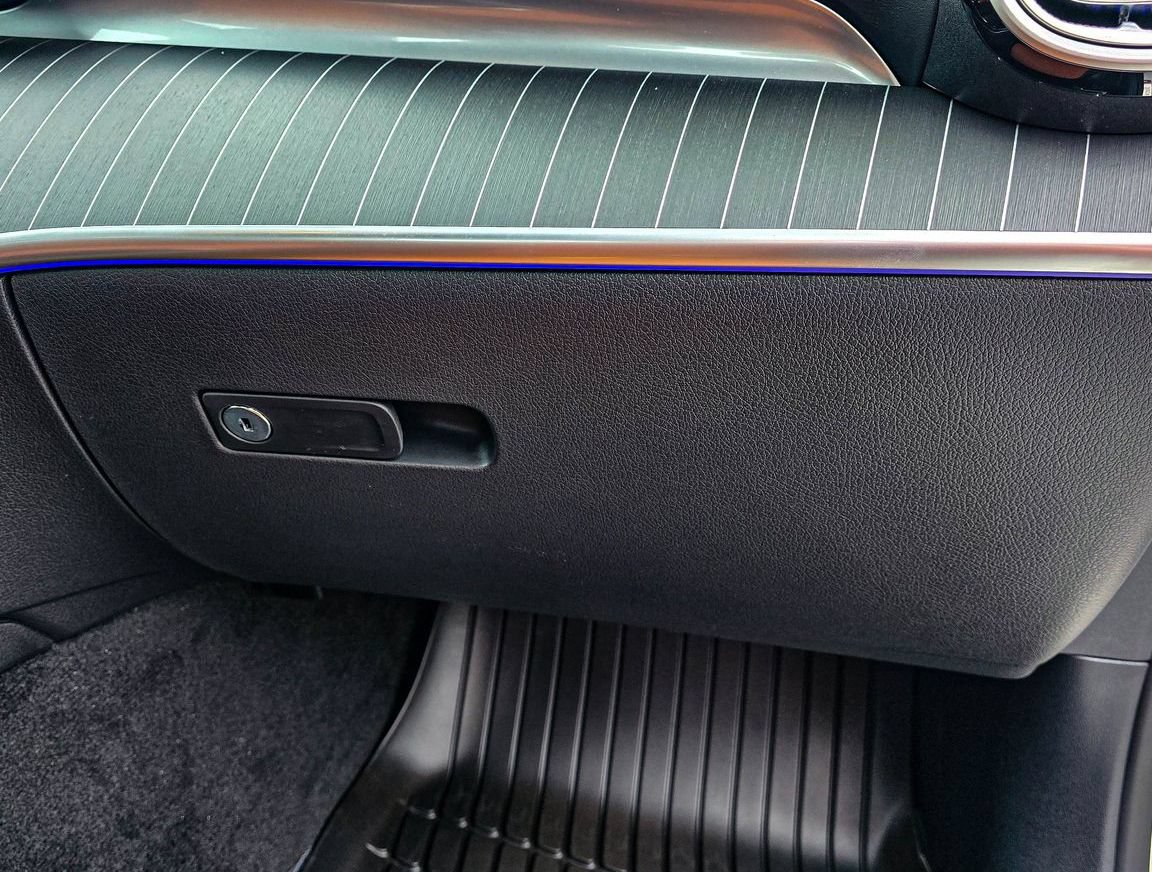 New 2026 Mercedes-Benz C 300 4MATIC Sedan image 37