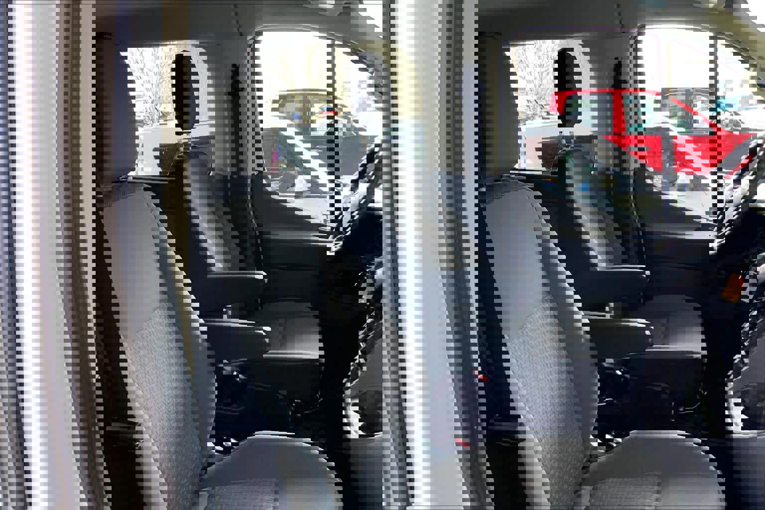 Used 2024 Ford Transit 350 XLT image 9