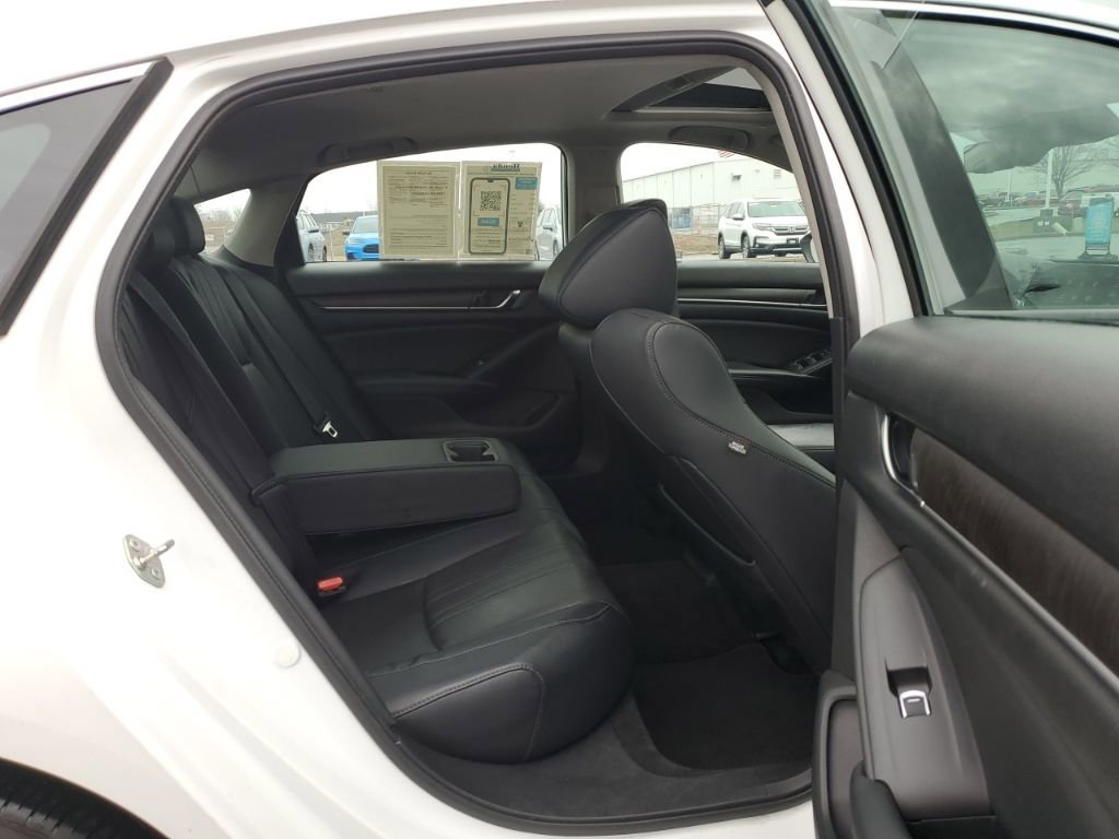 Used 2018 Honda Accord EX-L image 39