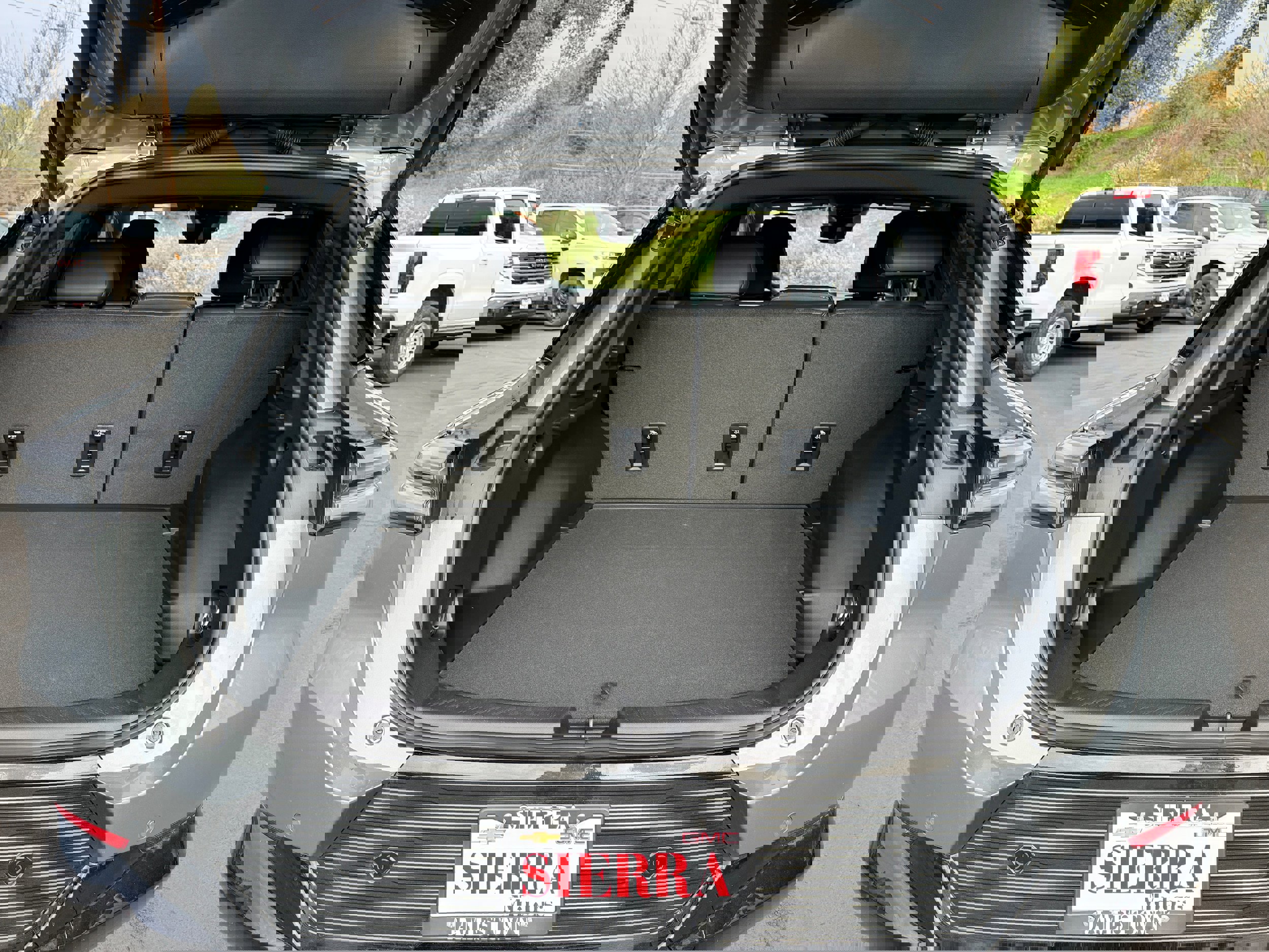 New 2026 Chevrolet Equinox EV LT image 7