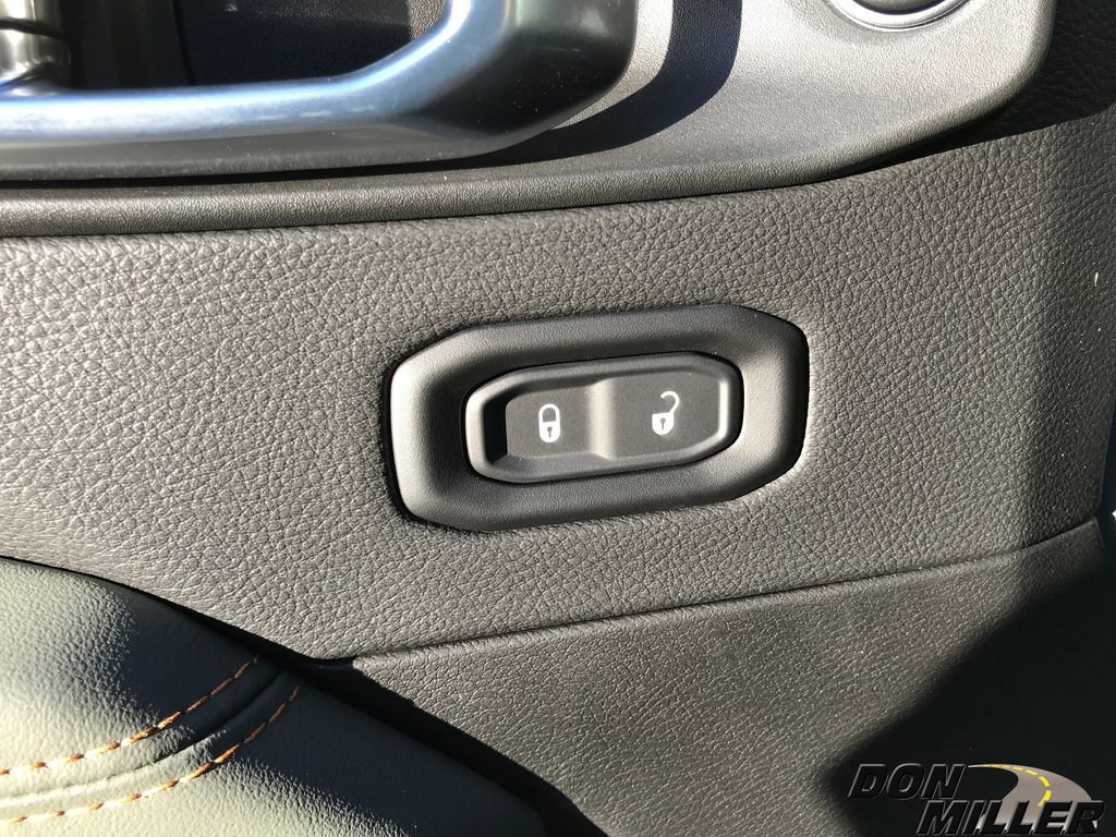 New 2026 Jeep Gladiator Mojave image 12