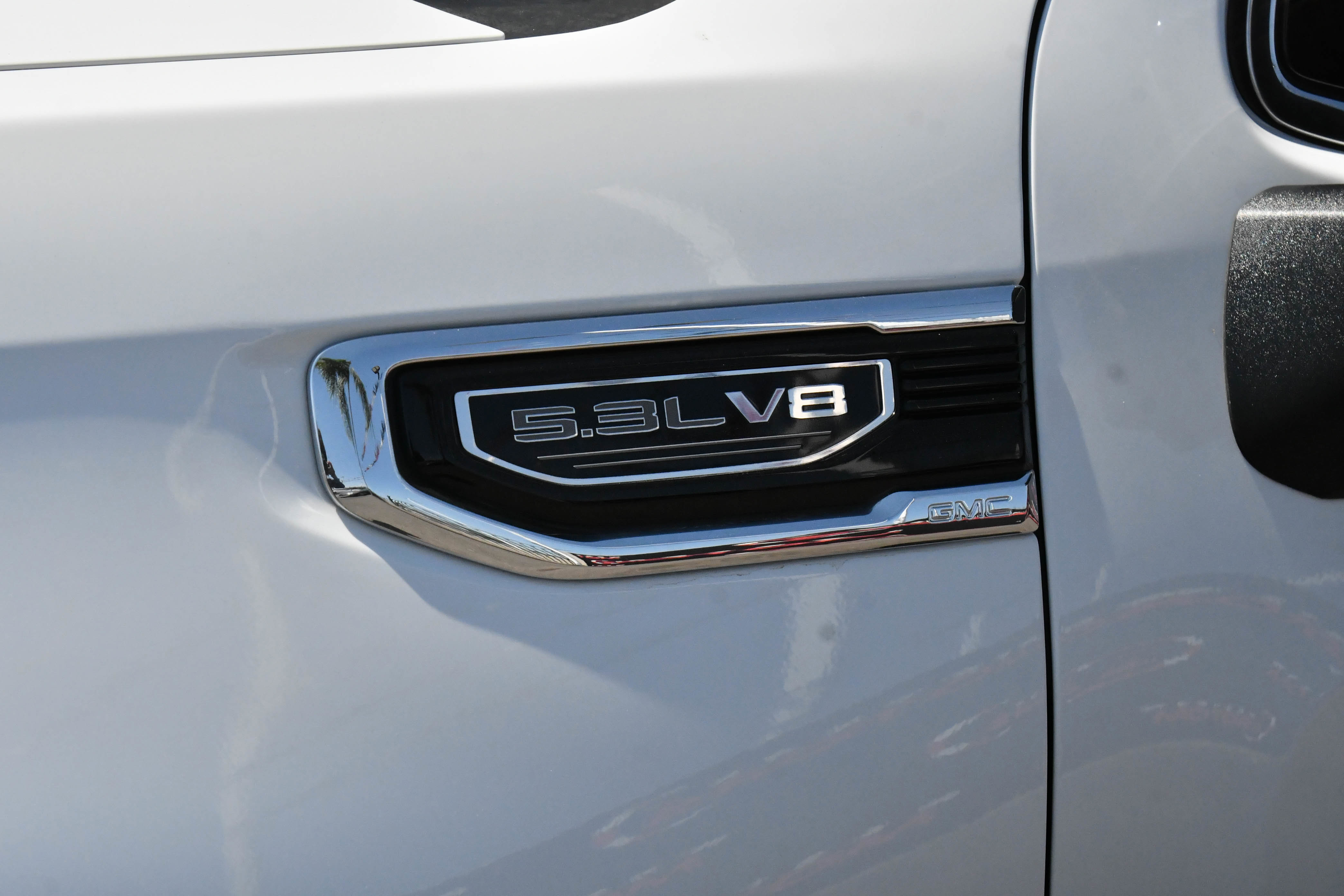 Used 2024 GMC Sierra 1500 SLT image 13