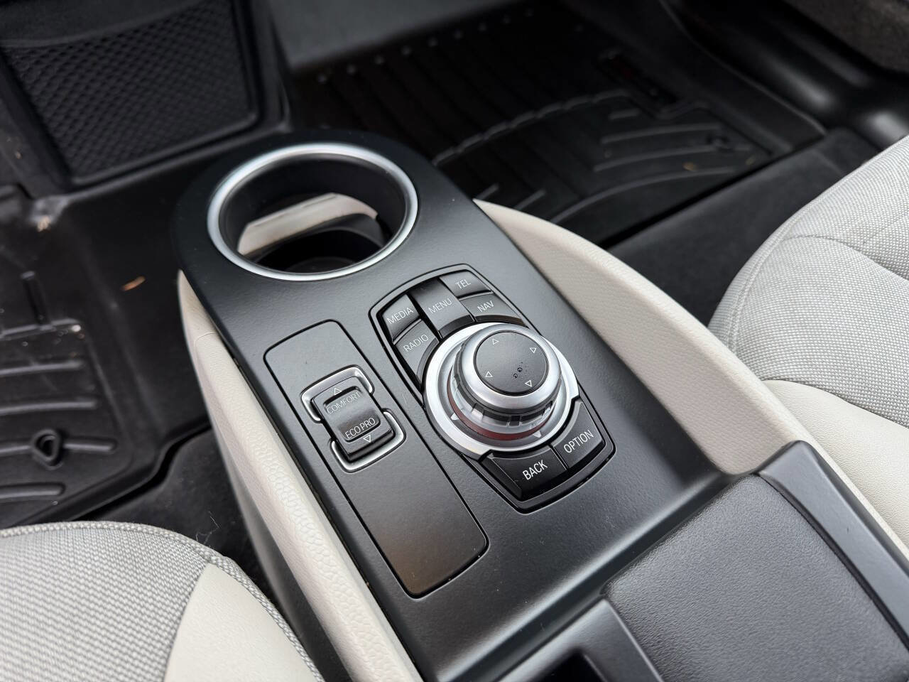 Used 2014 BMW i3 w/ Range Extender image 21