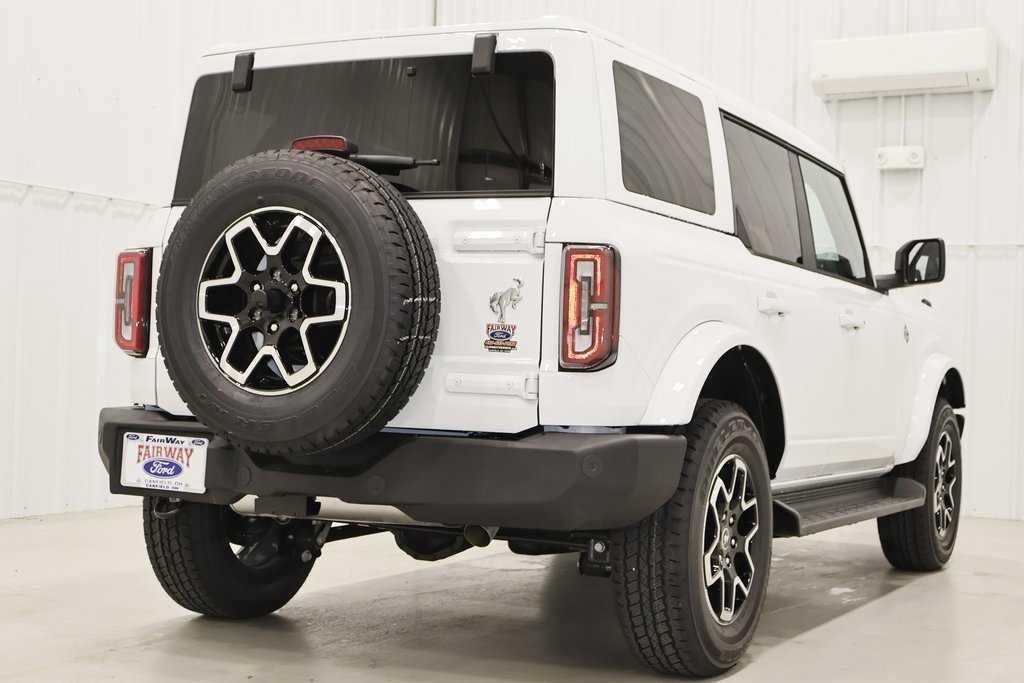 New 2025 Ford Bronco Outer Banks image 8