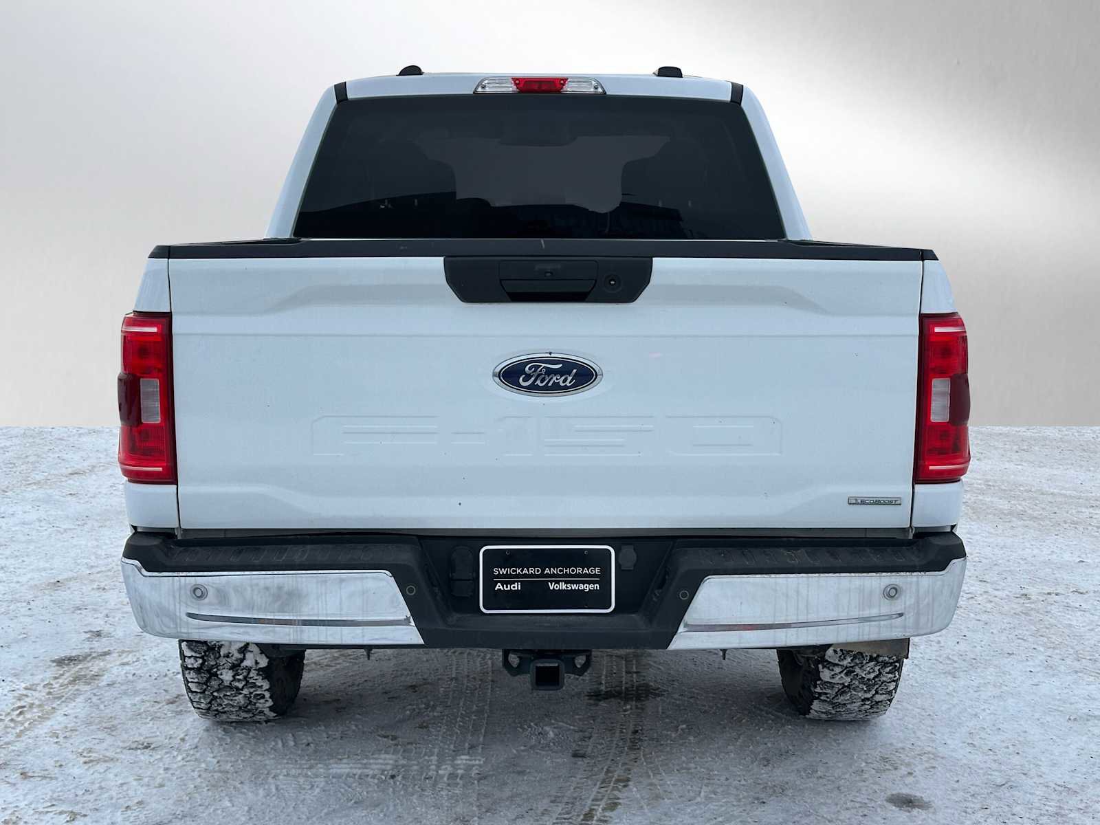 Used 2023 Ford F150 XLT w/ Trailer Tow Package image 4