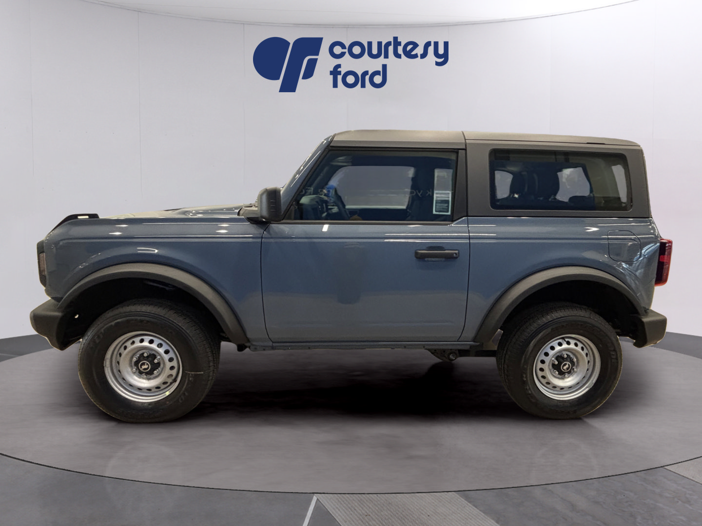 New 2025 Ford Bronco 2-Door AWD/4WD image 4