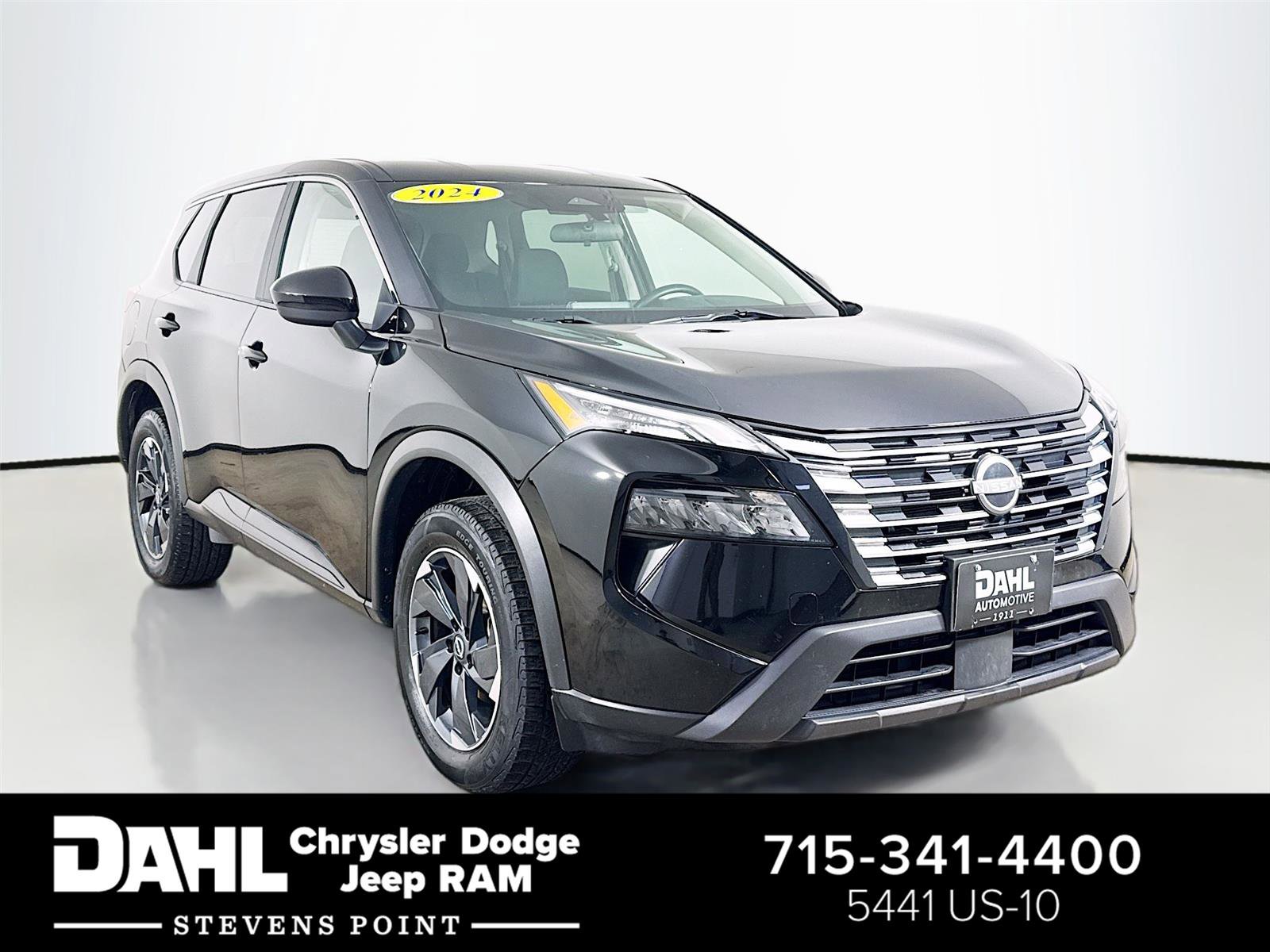 Used 2024 Nissan Rogue SV