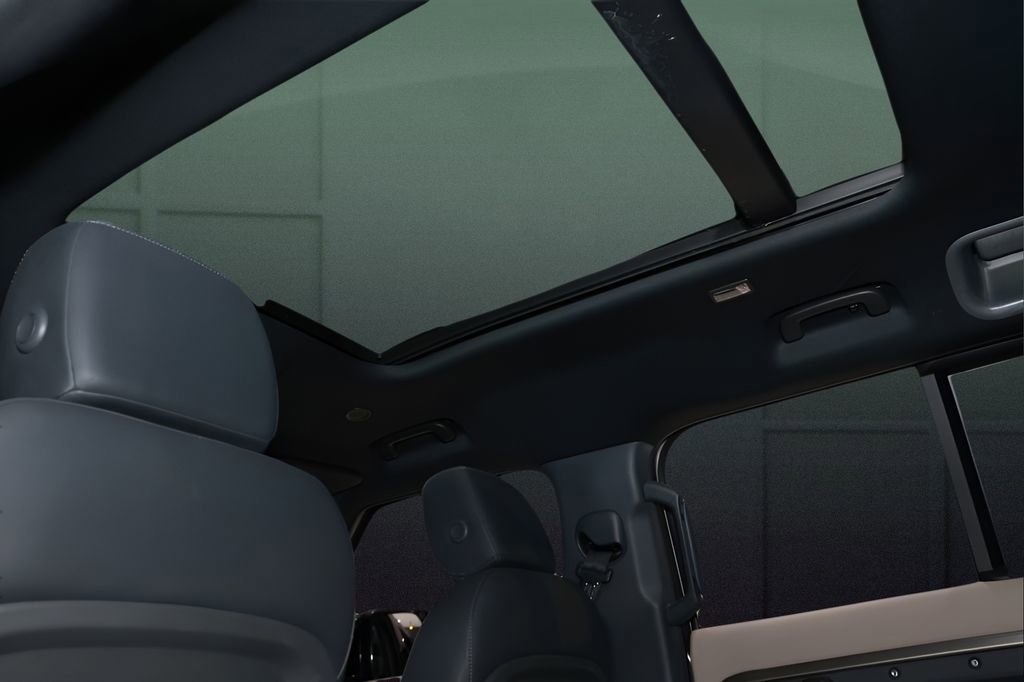 Used 2023 Land Rover Defender 110 X-Dynamic SE image 39