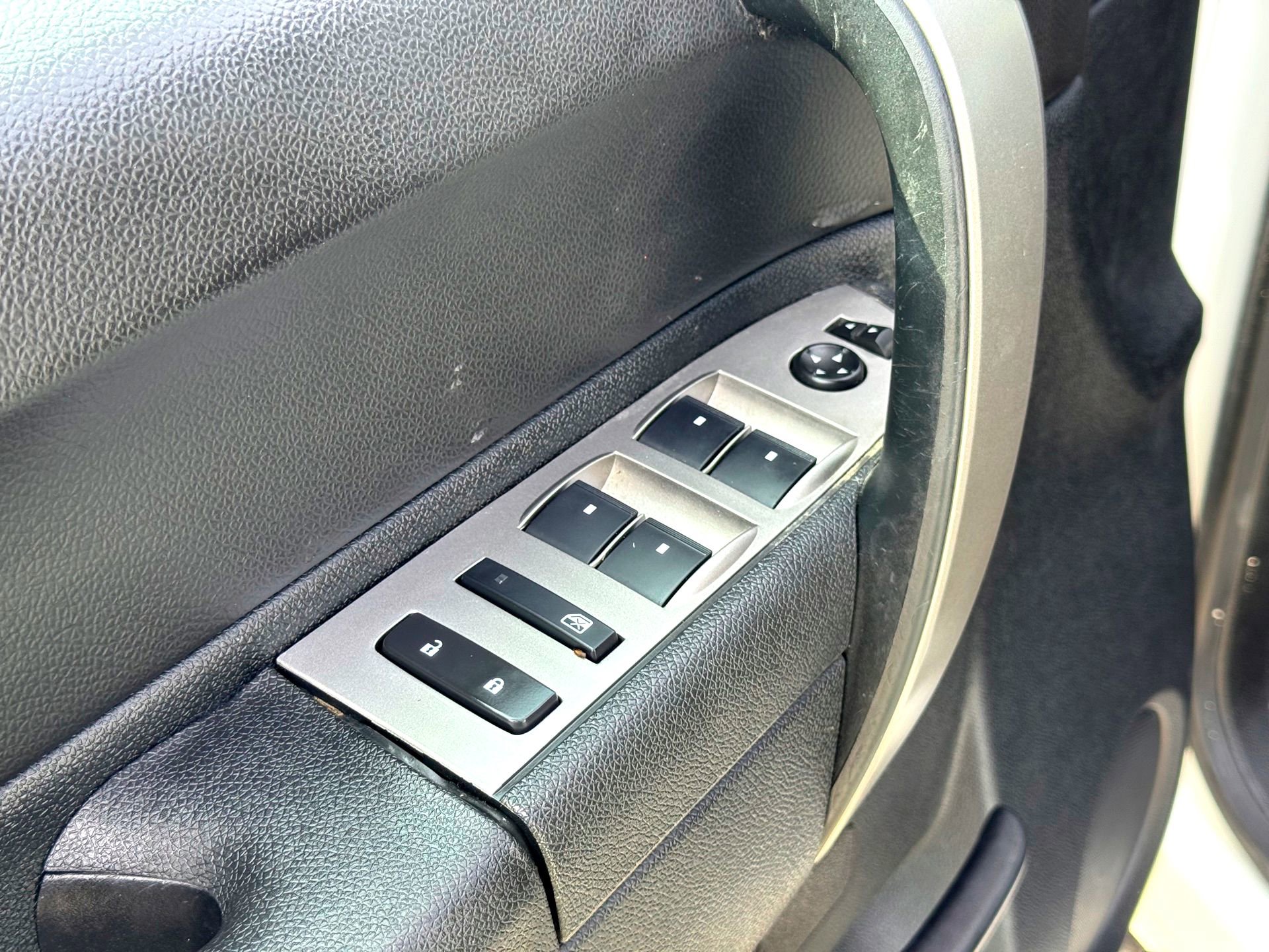 Used 2014 Chevrolet Silverado 2500 LT w/ Z71 Appearance Package AWD/4WD image 15