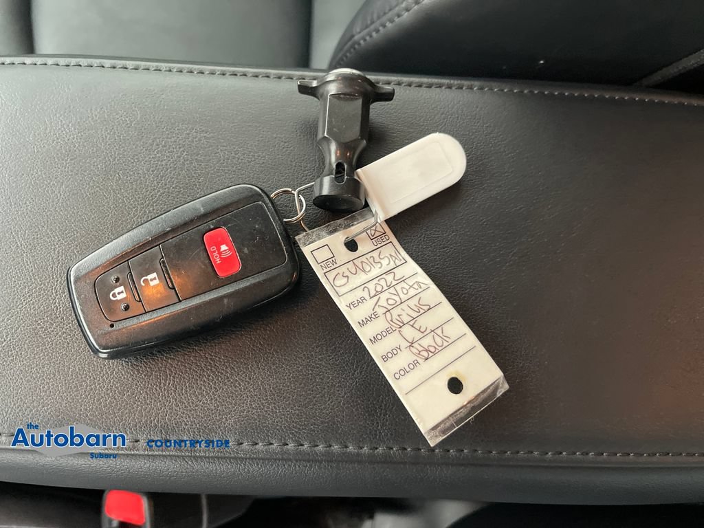 Used 2022 Toyota Prius XLE AWD/4WD image 20