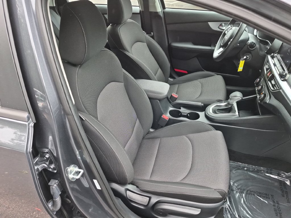 Used 2024 Kia Forte LXS FWD image 38