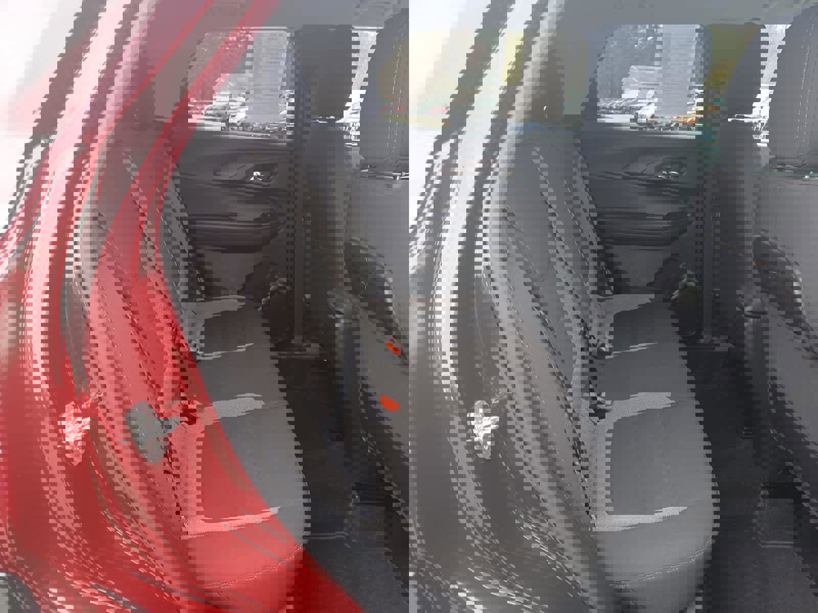 Used 2024 Chevrolet TrailBlazer LT w/ LT Cold Weather Package image 16