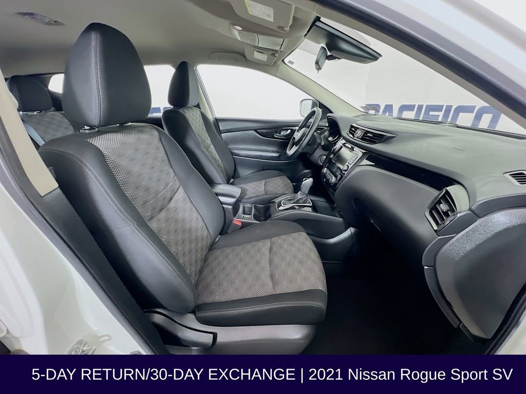 Used 2021 Nissan Rogue Sport SV AWD/4WD image 30