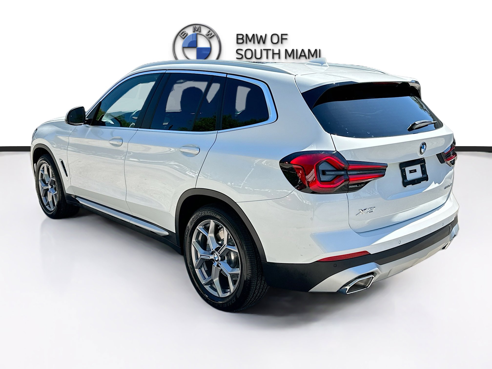 Certified 2024 BMW X3 sDrive30i w/ Convenience Package RWD image 5