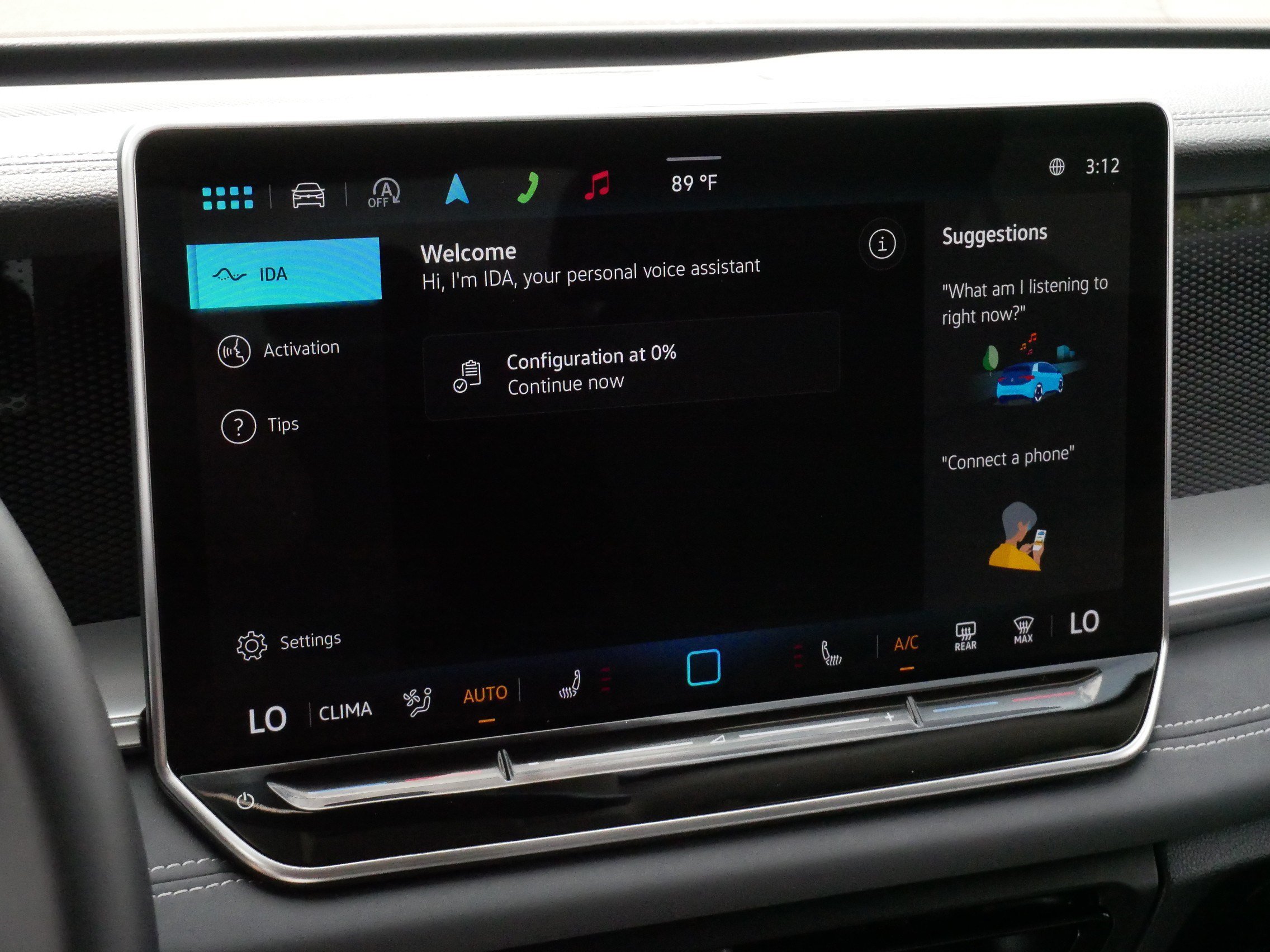 Certified 2025 Volkswagen Tiguan SE AWD/4WD image 22