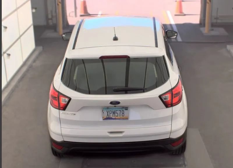 Used 2019 Ford Escape S FWD image 4