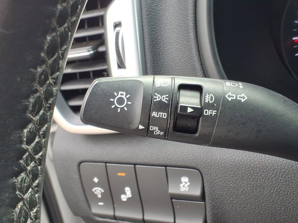 Used 2019 Kia Sportage EX w/ EX Sport Appearance Package image 17