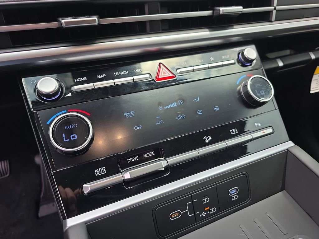 New 2026 Hyundai Santa Fe SE image 26