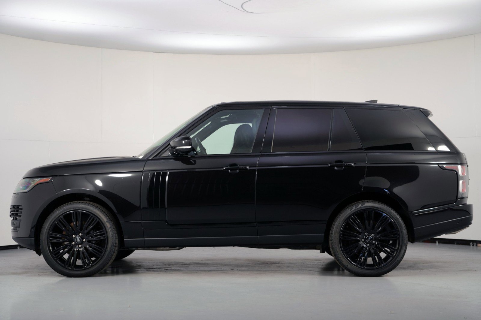 Used 2021 Land Rover Range Rover P525 Westminster Edition image 54