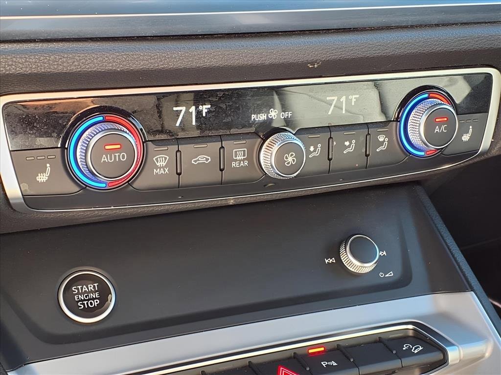 Used 2024 Audi Q3 2.0T Premium image 10