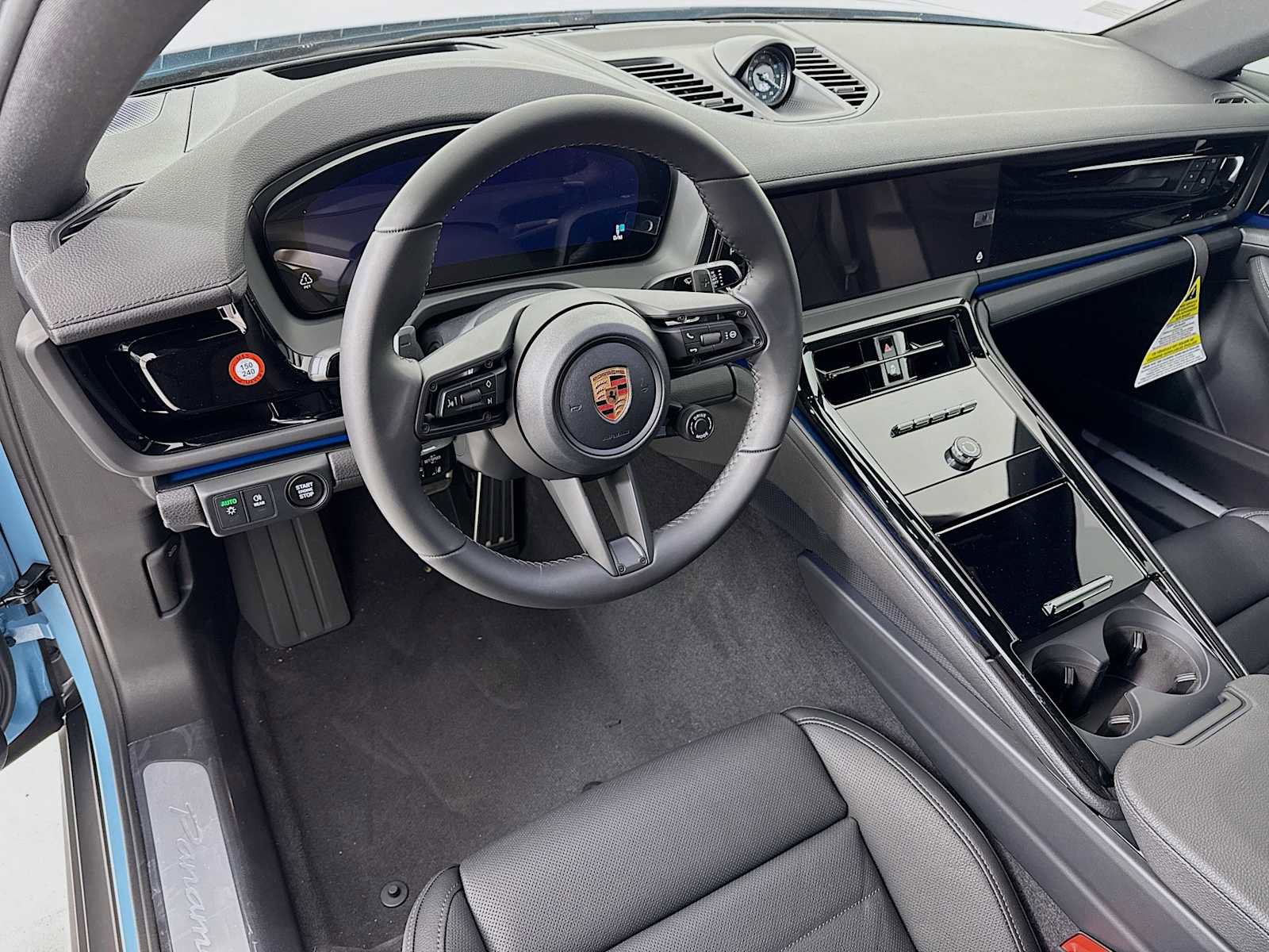 New 2026 Porsche Panamera 4 image 4