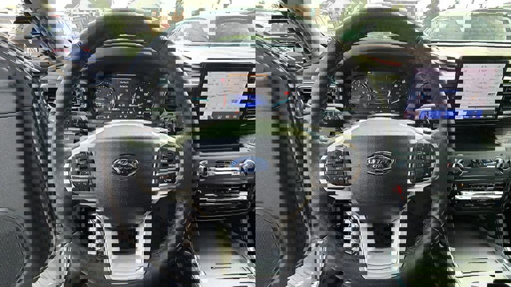 Used 2020 Ford Explorer Limited w/ Class III Trailer Tow Package image 26