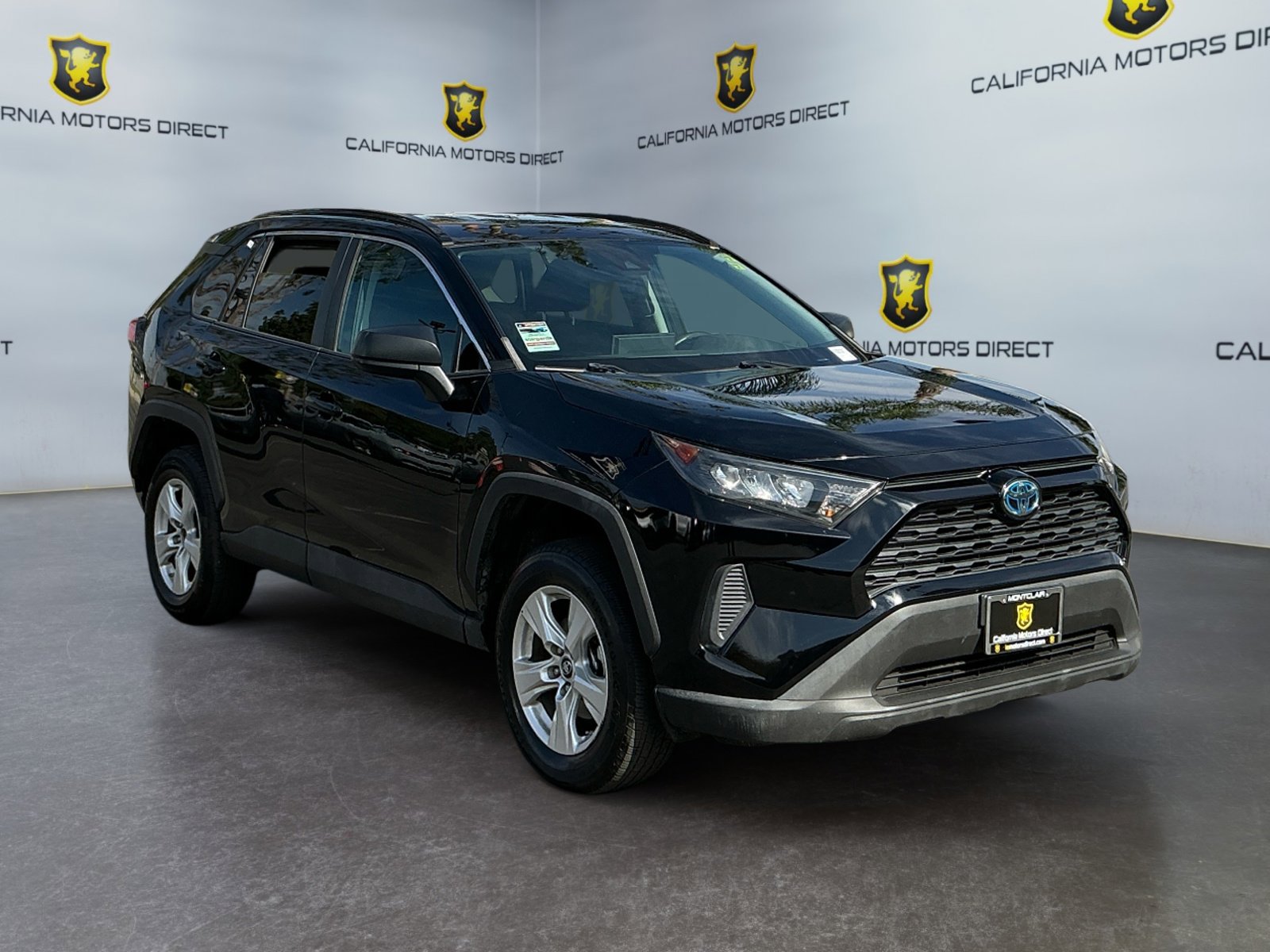 Used 2021 Toyota RAV4 LE image 7