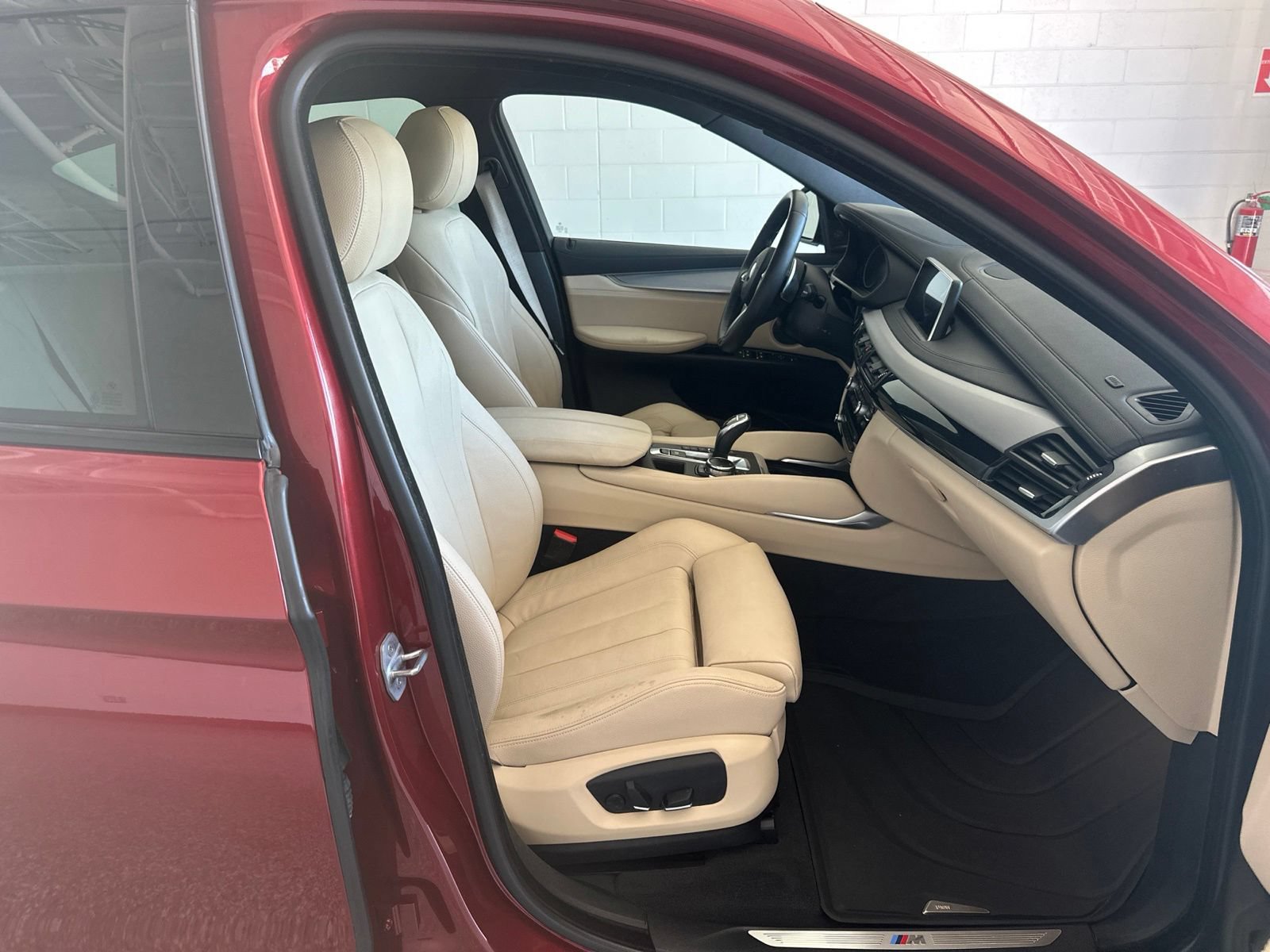 Used 2016 BMW X6 xDrive35i AWD/4WD image 14
