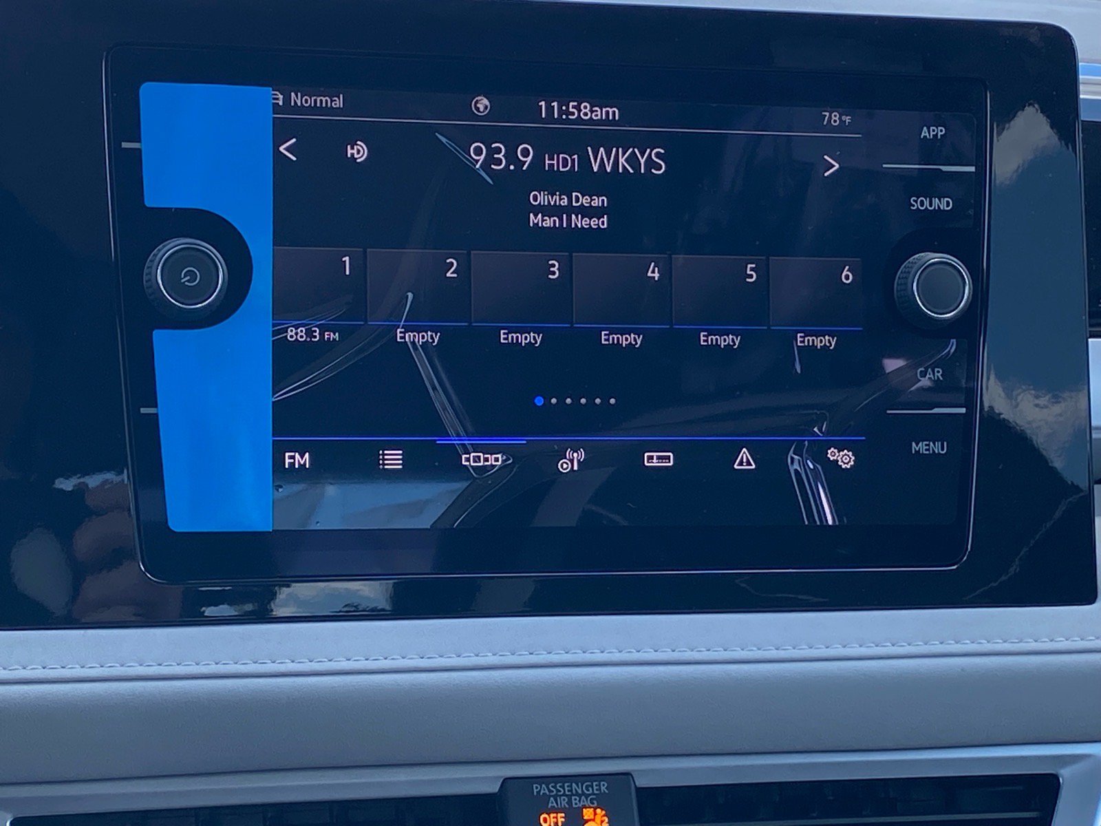 New 2026 Volkswagen Taos SE AWD/4WD image 6