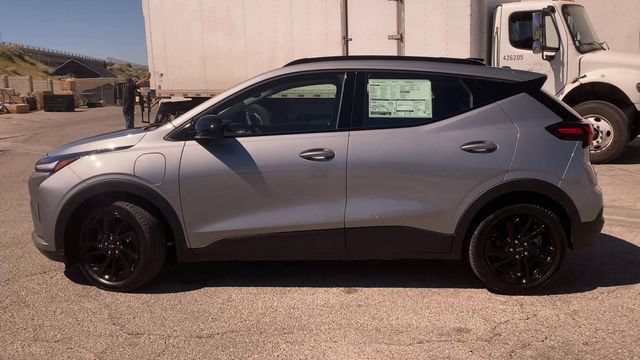 New 2027 Chevrolet Bolt RS w/ Technology Package FWD image 5