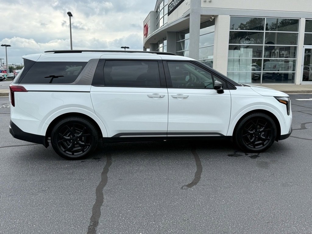New 2026 Kia Carnival SX Prestige image 2