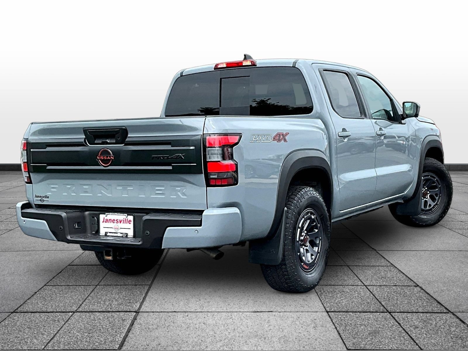 Certified 2025 Nissan Frontier PRO-4X w/ Pro Premium Package AWD/4WD image 7