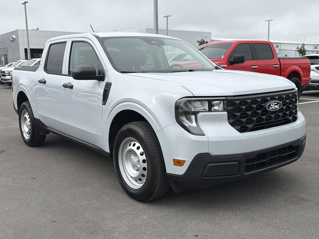 Certified 2025 Ford Maverick XL image 2