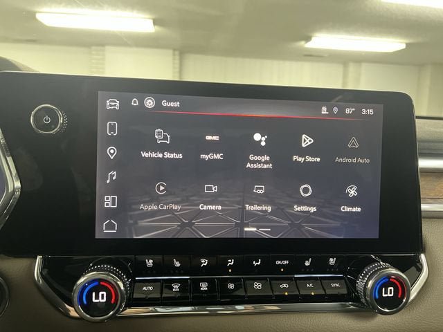 New 2026 GMC Canyon Denali AWD/4WD image 13