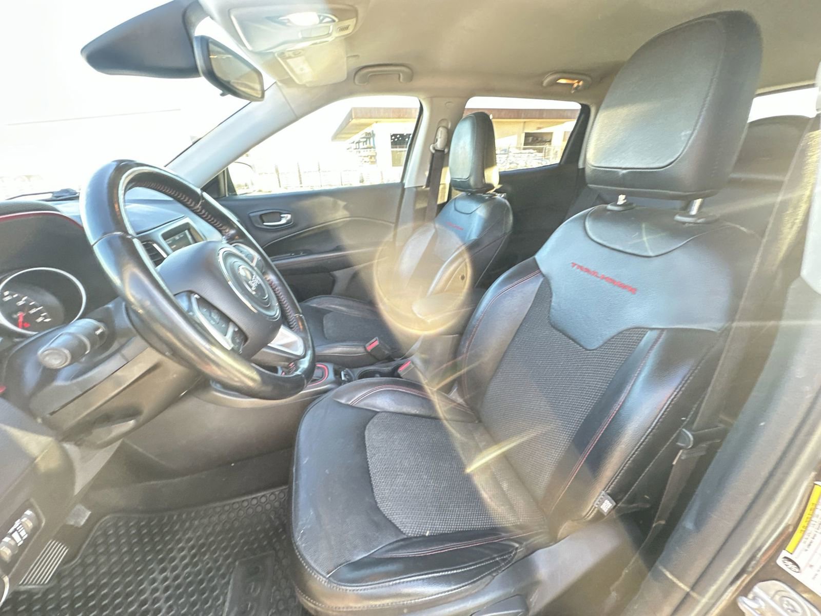Used 2020 Jeep Compass Trailhawk AWD/4WD image 19