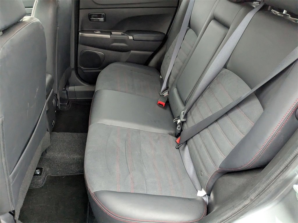 Used 2025 Mitsubishi Outlander Sport AWD image 27