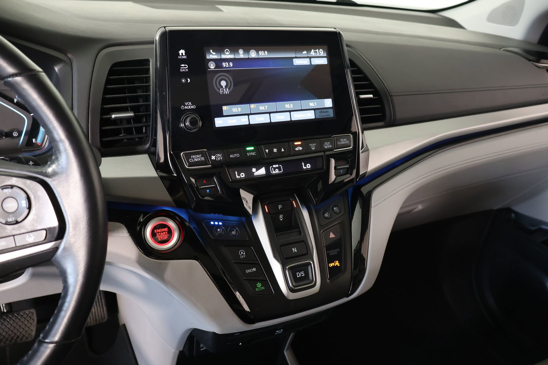 Used 2020 Honda Odyssey Elite image 5