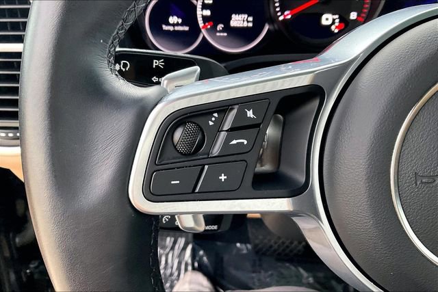 Used 2022 Porsche Cayenne AWD/4WD image 20